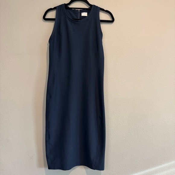 Athleta Stellar En Route Elegant Sleeveless Midi Dress S - Picture 1 of 5